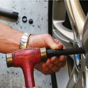 FERMEC PULLER ESTRATTORE PER BULLONI DI SICUREZZA BMW E MINI Dinamitek 12