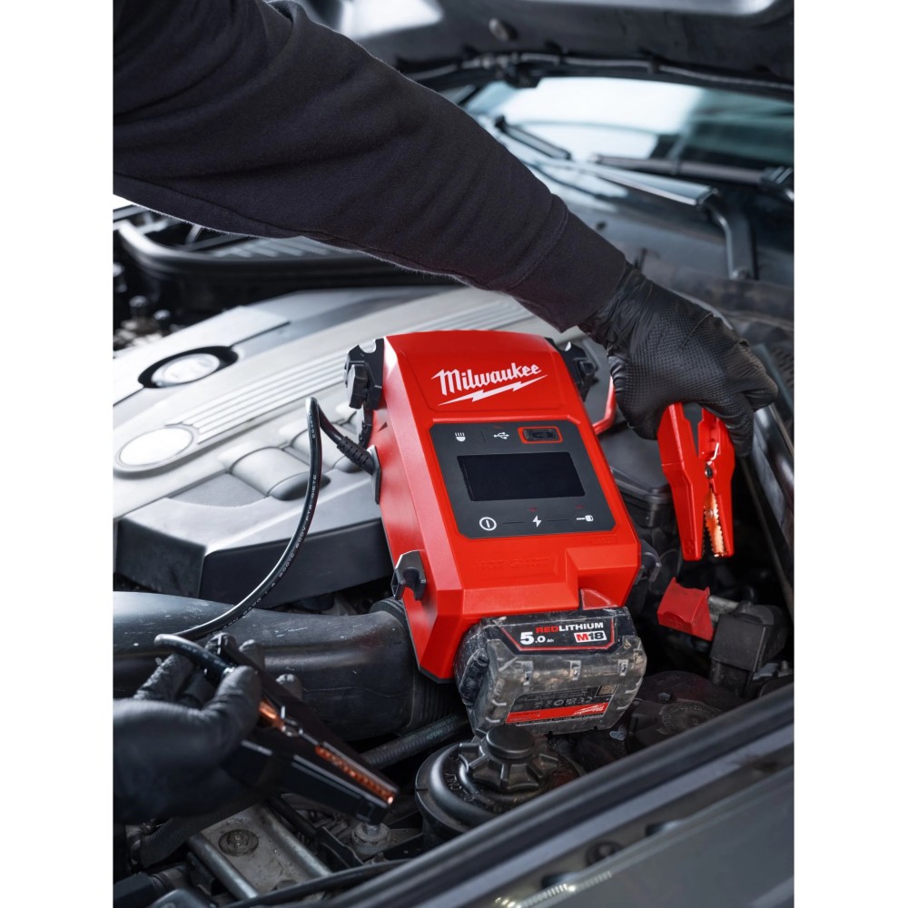 NEUER MILWAUKEE M18 JS2000 | 2000A AUTO-BOOSTER | BEREIT IN 70 SEKUNDEN MIT DYNAMITEK Dinamitek 4