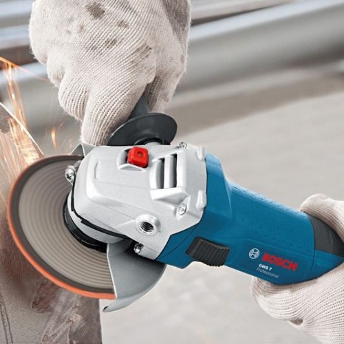 MEULEUSE D'ANGLE | 720 W, 115 MM, ERGONOMIE MAXIMALE GWS 7-115 BOSCH Dinamitek 4