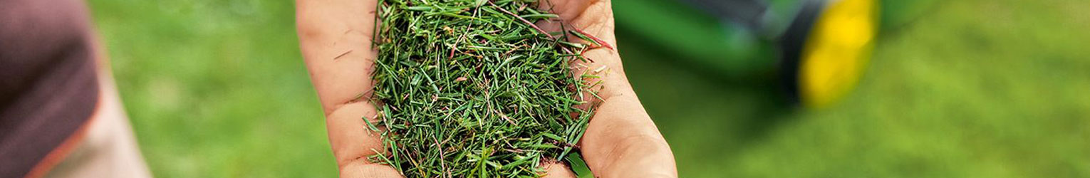 Mulchen und Kompostieren: So vermeiden Sie den Einsatz von Düngemitteln mit Dinamitek MULCHING E COMPOSTAGGIO COME EVITARE L’UTILIZZO DI FERTILIZZANTI CON DINAMITEK