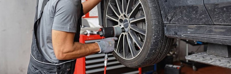 ATTREZZATURE CAMBIO GOMME